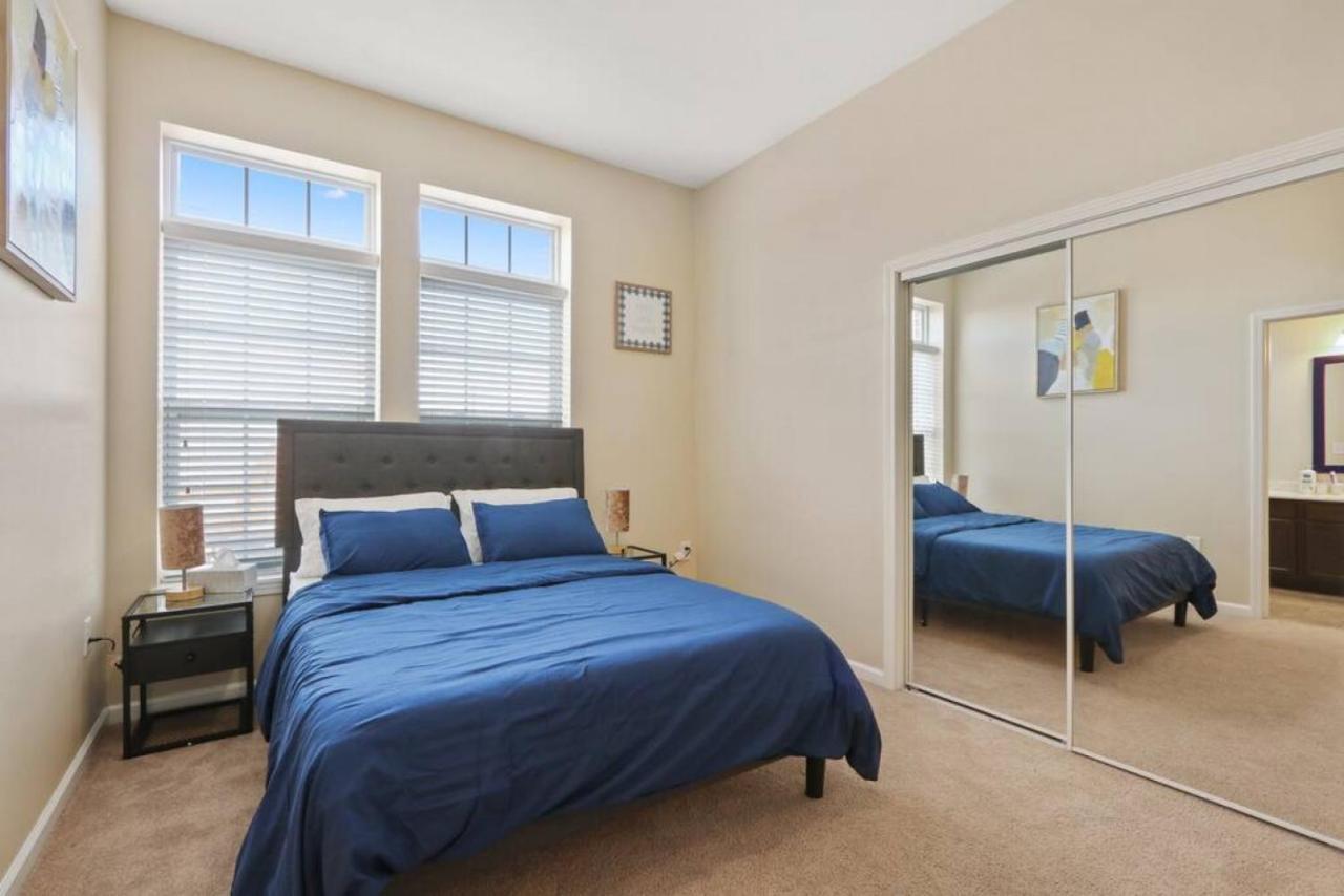Apartment Downtown Indy Private Bedroom - Shared